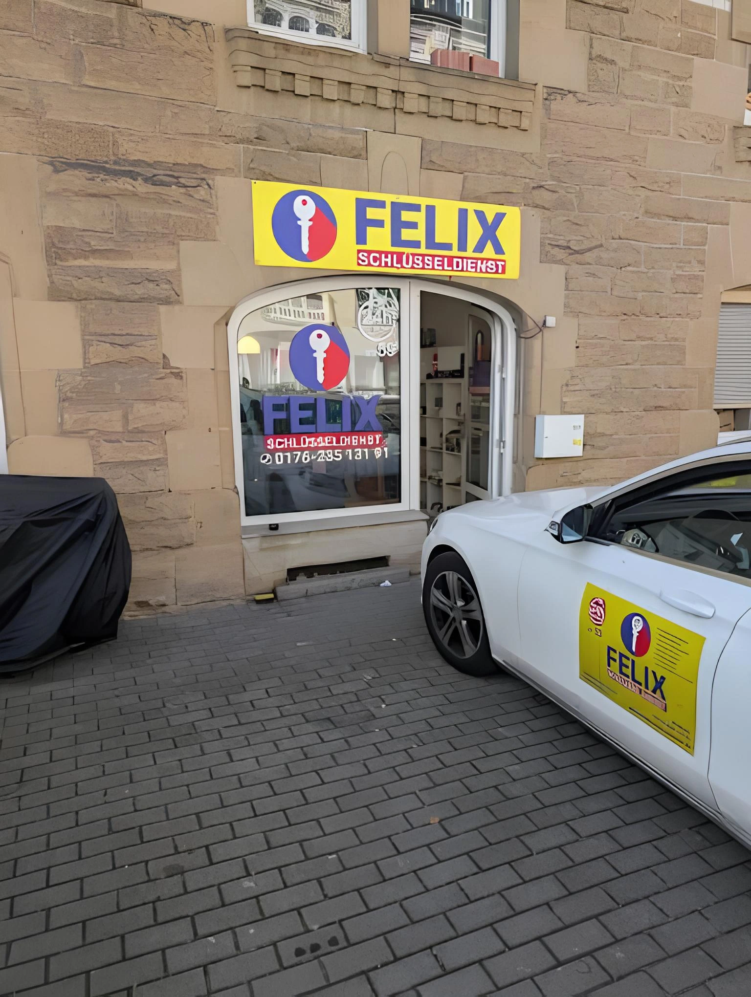 Schlüsseldienst Felix vor Ort in Stuttgart-Wangen im Neckartal